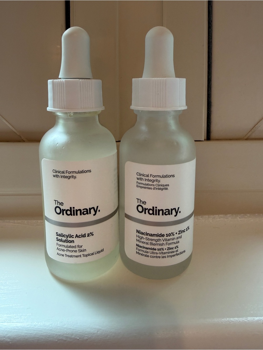 The Ordinary Serums Duo - White & Clear Bottles